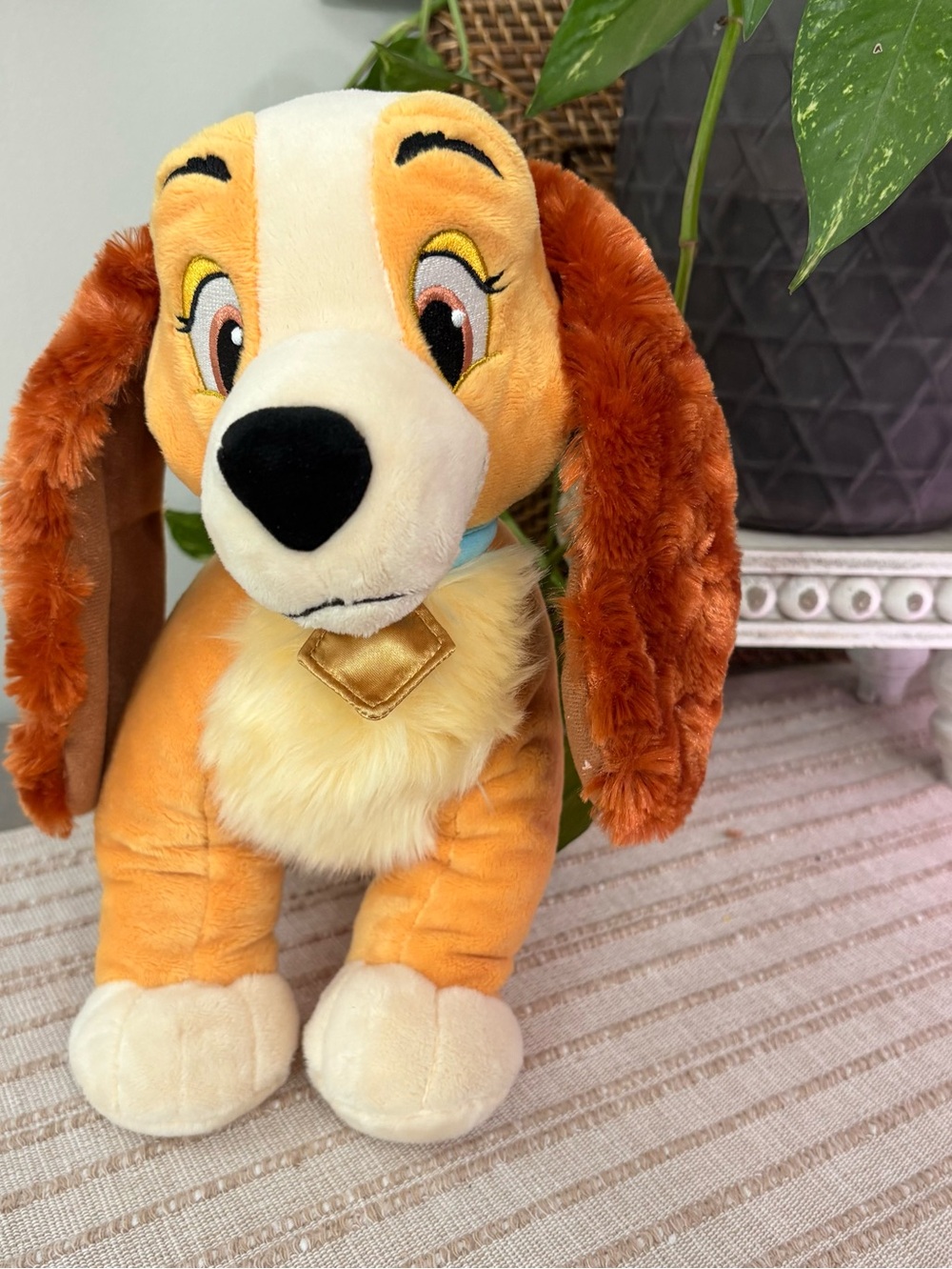 Disney Lady & the Tramp Lady Plush Stuffed Animal approx 10x8” Euc